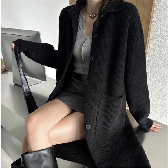 #7 GORGEOUS Long Below Knee Button Black Cardigan Sweater - Picture 8 of 8